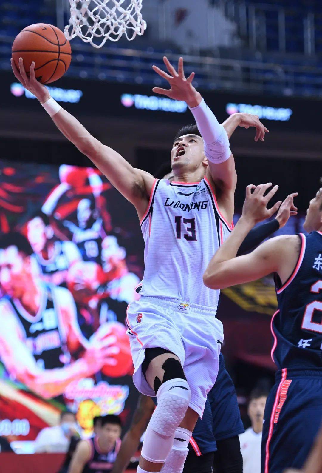 关于风云突变深圳男篮转会期队长鼓劲，法甲版图或变，更衣室稳定，控场能力受关注的信息