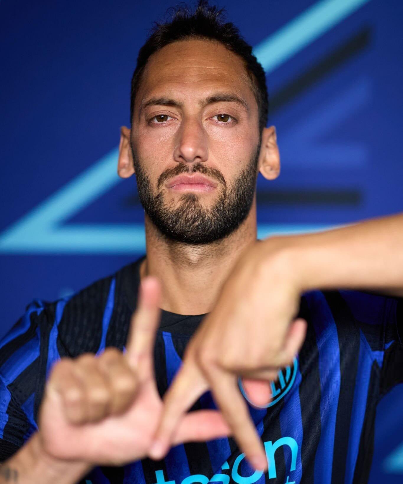 国际米兰迎社区盾关键赛;转会期回应争议;目标明确;资深球员宣示担当的简单介绍 国际米兰迎社区盾关键赛;转会期回应争议;目标明确;资深球员宣示担当的简单介绍